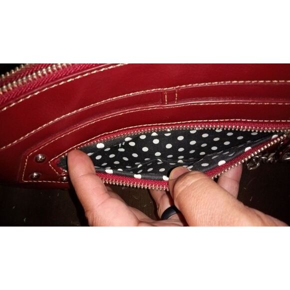 Limited Edition Burgundy clutch wristlet - Picture 6 of 8